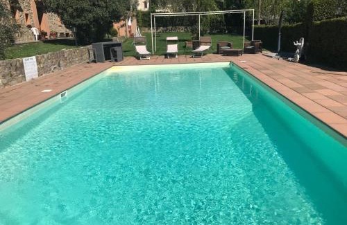 Nibbiaia House | Trilocale con piscina