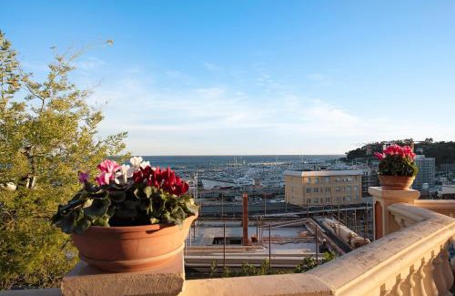 Varazze Apartment | Trilocale in villa vista mare Apt 2
