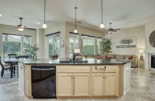 La Quinta House | Trilogy (55+)Spacious, Open and Private Home (30+days)