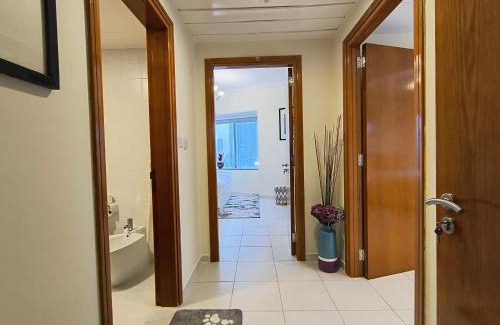 DIFC Apartment | Trinity Holiday Homes - Sheikh Zayed Road Near to Financial Center Metro Station