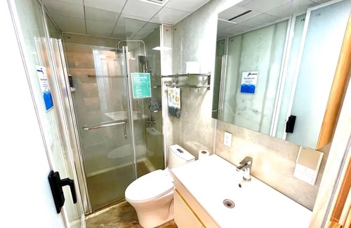 West Glacier Resort | Triple G’s Resort - Sky Dome 1