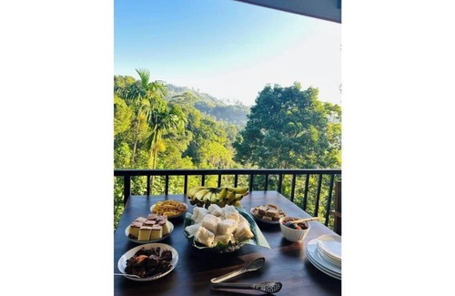 Ella Apartment | Triple Room up at Shiimmer Ella