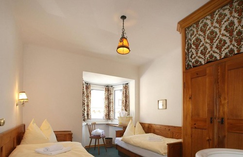 Bruck an der Grossglocknerstrasse Other | Triple room with fl. Water - Alpenblick, guesthouse