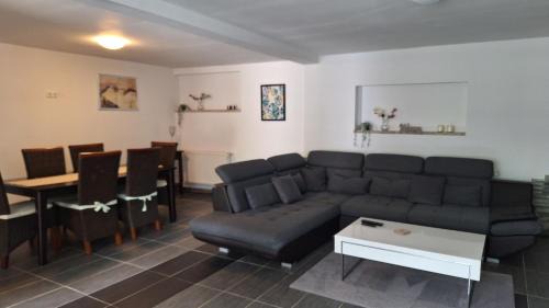 Eschweiler Hotel | Triple Twenty