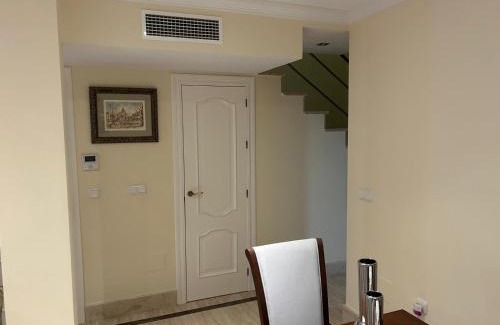 Garrucha House | Triplex luminoso en primera línea de playa