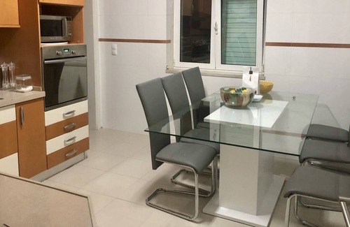 Oeiras Apartment | Triplex Luxury Suite tor 5 people& beach&city&pool ( excellent for families)