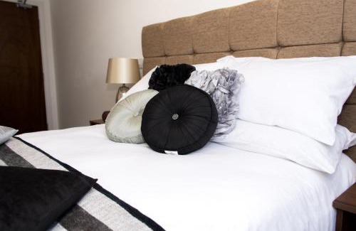 Offerton Hotel | Trivelles Mayfair,stockport