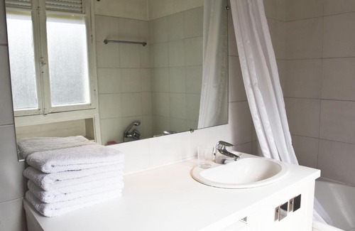 Porte-Dauphine Apartment | Trocadero