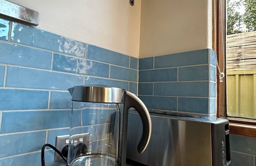 Glenelg House | TrooBloo Townhouse in heart of Glenelg