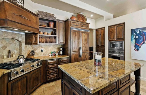 The Rocks House | TroonGolf+Resort+Daily housekeeping+Free breakfast