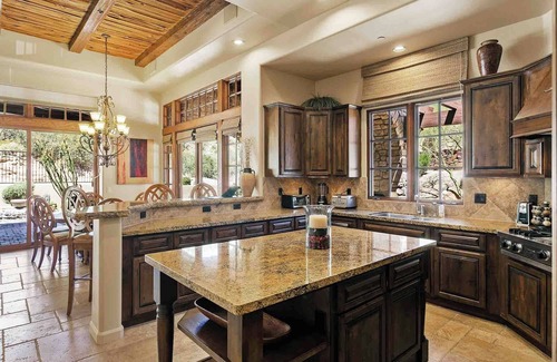 The Rocks House | TroonGolf+Resort+Daily housekeeping+Free breakfast