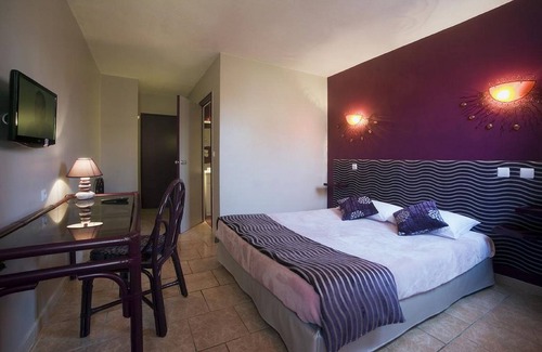 Rivesaltes Hotel | Tropic Hotel