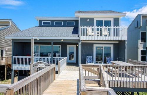 Long Beach House | Tropic like Its Hot Oak Island Oceanfront House