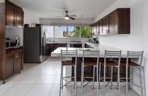 La Cruz de Huanacaxtle Villa | Tropical 3BR w Beach Club Access: Villa 7