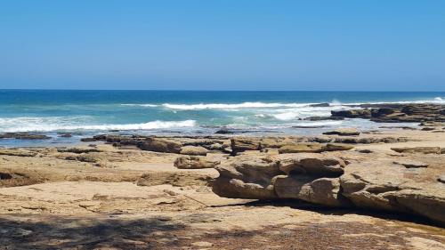 Port Edward House | Tropical 4 Bedroom 3 bathroom 8 to 10 sleeper Holiday Getaway