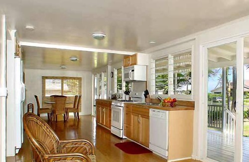 Wailua House | Tropical breezes, ocean view and sunny white sand beaches.