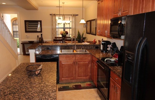 Ole Villa | TROPICAL CASITA - FANTASTIC AMENITIES - CLOSE TO MARCO ISLAND & DOWNTOWN NAPLES