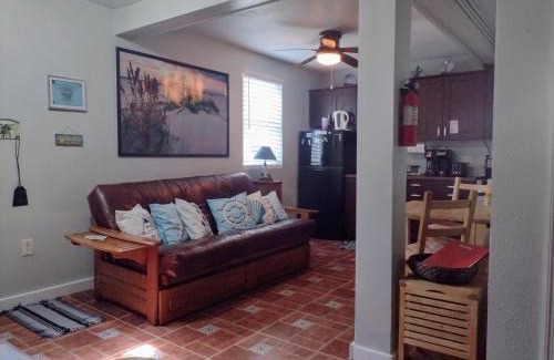 St. Pete Beach Apartment | Tropical Courtyard Paradise on St Pete Beach Friendly Native #502