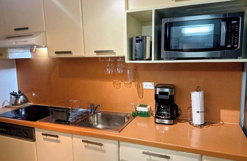 Maho Reef Apartment | Tropical Gem! Watch Jets Fly into Airport+Ocean Beach+Garden Views+MANY PERKS!