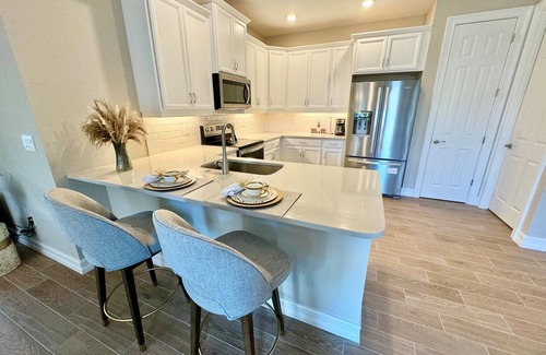 Naples Villa | Tropical & Gorgeous Brand-New Villa in Naples!