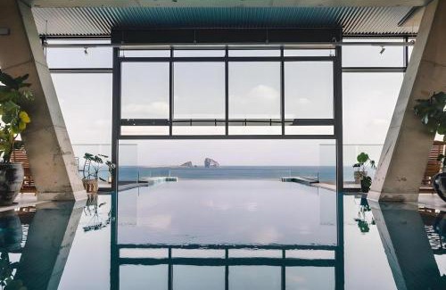 Andeok Hotel | Tropical Hideaway