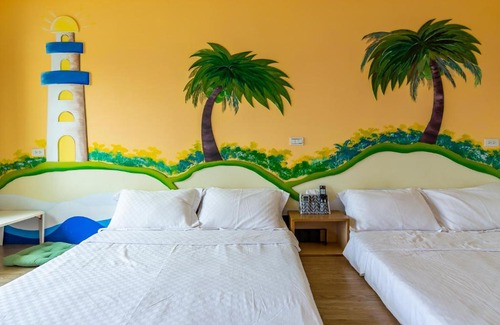 Liuqiu House | Tropical island B&B