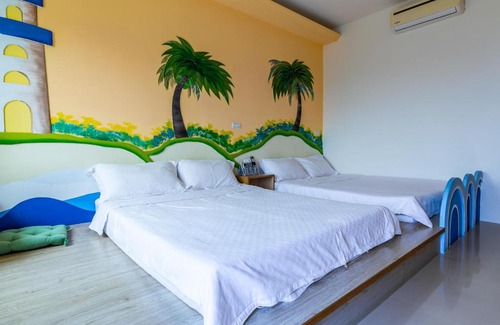 Liuqiu House | Tropical island B&B