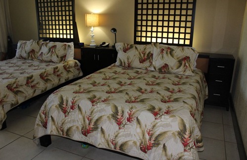 Ruskin Hotel | Tropical Island Paradise on Tampa Bay with Abundant Amenities