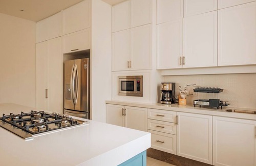 La Puntilla Villa | Tropical Oasis Villa: Quiet Beach, Private Pool & BBQ –Perfect Family Getaway