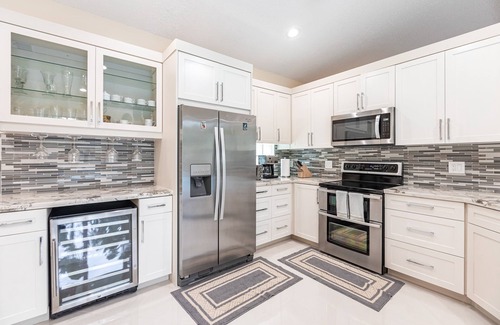 Boynton Beach House | Tropical Oasis W/Heated Pool 2 miles to the Beach