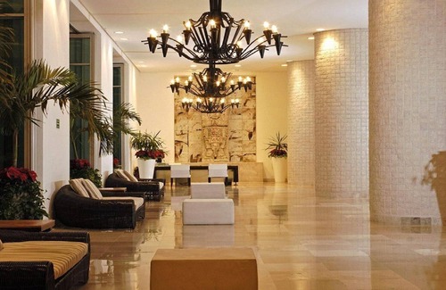 Isla Iguana Resort | TROPICAL PARADISE AT MAYAN PALACE PUERTO VALLARTA