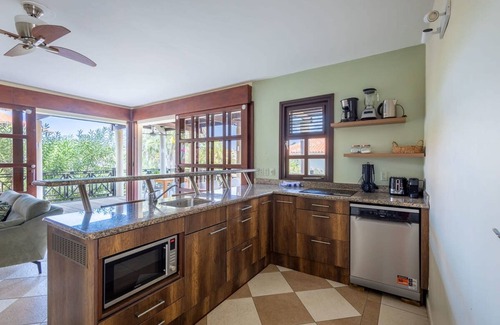 Sint Michiel Apartment | Tropical Paradise at Blue Bay Golf Beach Resort
