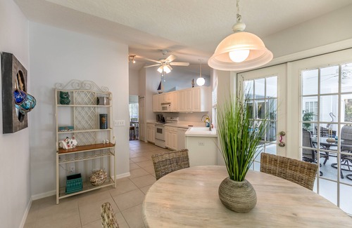 Sebastian Highlands House | Tropical Perfection! 3 BR/2 BA & HEATED POOL! Close to beaches, WiFi