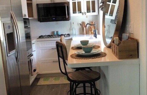 Central Park Apartment | Tropical Tranquility- “Casa Pina”
