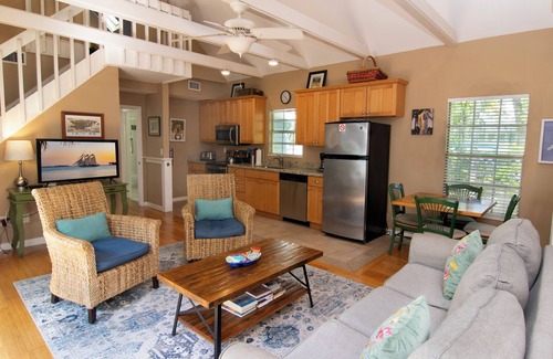 Old Town Cottage | Tropical Village: The Southern Cross - Quiet & gated. Pool/Porch/Pet friendly