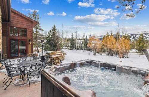 Sunbeam Estates House | Trot Ski-House