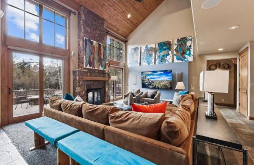 Sunbeam Estates House | Trot Ski-House