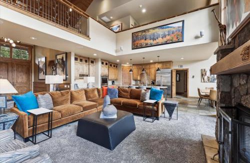 Sunbeam Estates House | Trot Ski-House