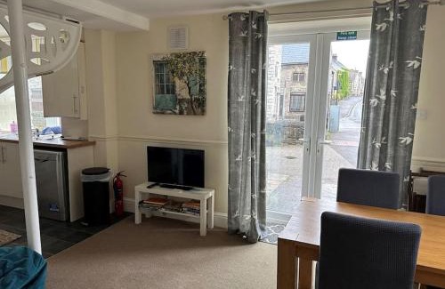 Hope Valley House | Trotters Place - Bradwell