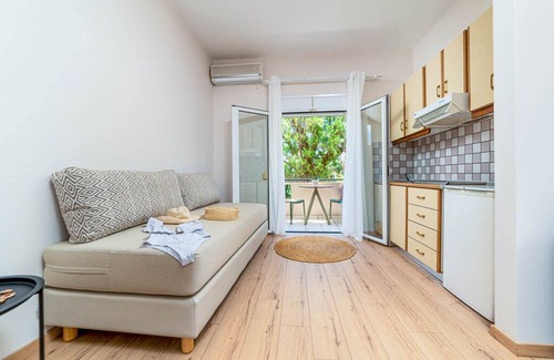 Ammoudara Hotel | Troulis Seaside