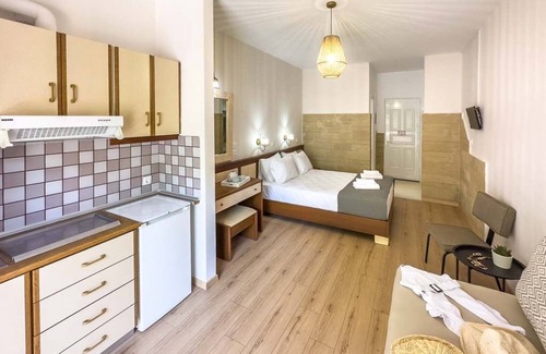 Ammoudara Hotel | Troulis Seaside