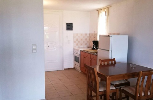 Petra House | Troyan Hill Apartments