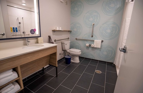 Allen Hotel | TRU By Hilton Allen Dallas