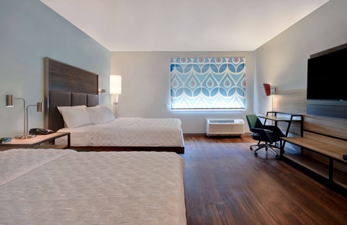 Auburn Hotel | Tru by Hilton Auburn