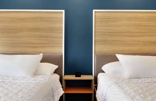 Meridian Hotel | Tru by Hilton Meridian Boise West ID