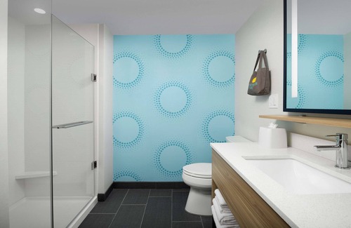 Flagami Hotel | TRU by Hilton Miami Airport South Blue Lagoon, FL