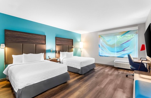 Northeast Pensacola Hotel | Tru By Hilton Pensacola I-10 North Davis Highway