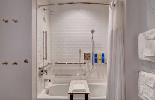 Rocky Mount Hotel | Tru by Hilton Rocky Mount