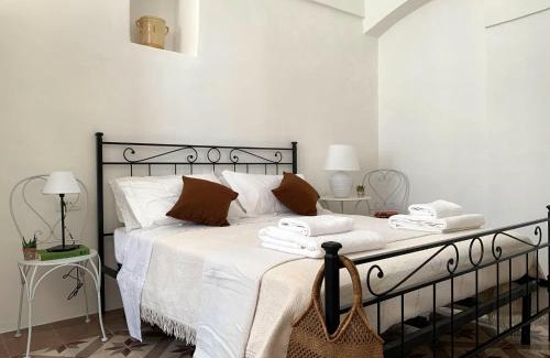 The Trulli of Alberobello House | Trullo Aprìco