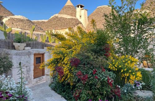The Trulli of Alberobello House | Trullo Aprìco